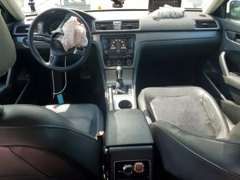 2014 VOLKSWAGEN PASSAT SE  
