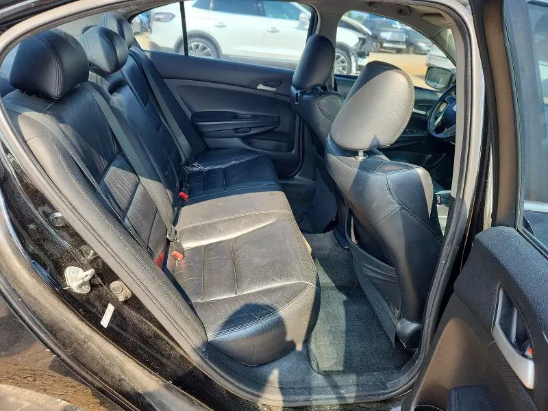 2011 HONDA ACCORD SE  
