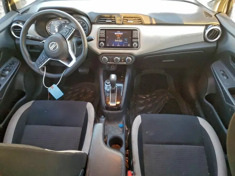 2020 NISSAN VERSA SV  