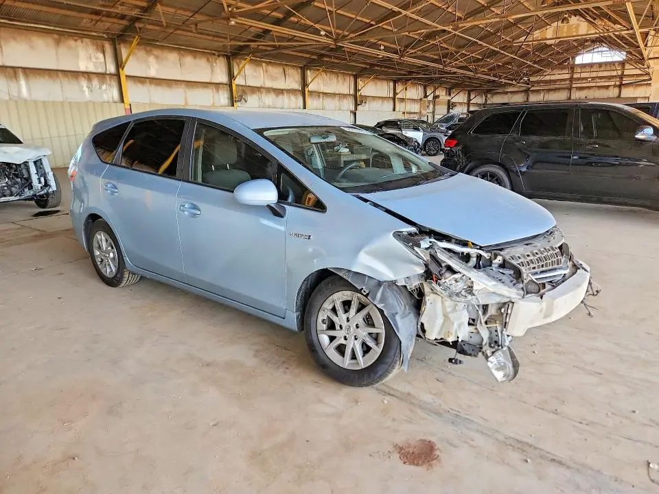 2014 TOYOTA PRIUS V TWO  