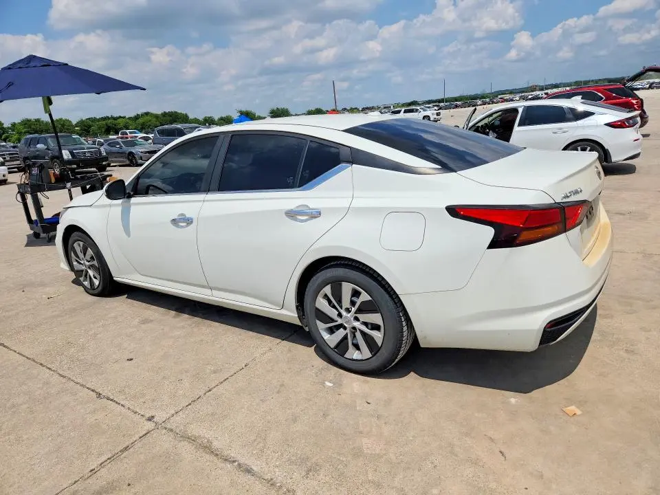 2019 NISSAN ALTIMA S  