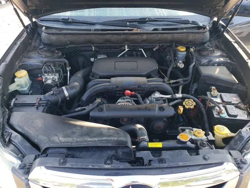 2010 SUBARU OUTBACK 2.5I PREMIUM  