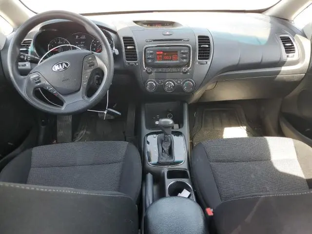 2017 KIA FORTE LX  