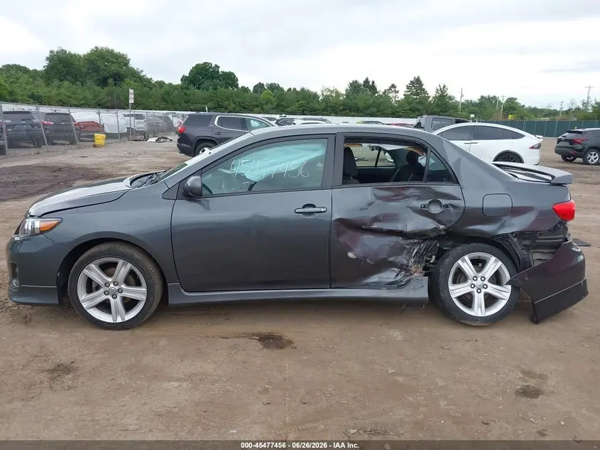 2013 TOYOTA COROLLA S