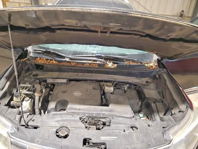 2014 NISSAN PATHFINDER SL  