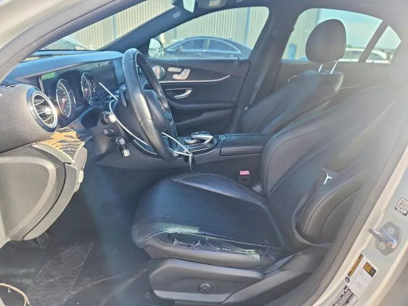 2018 MERCEDES-BENZ E 300  
