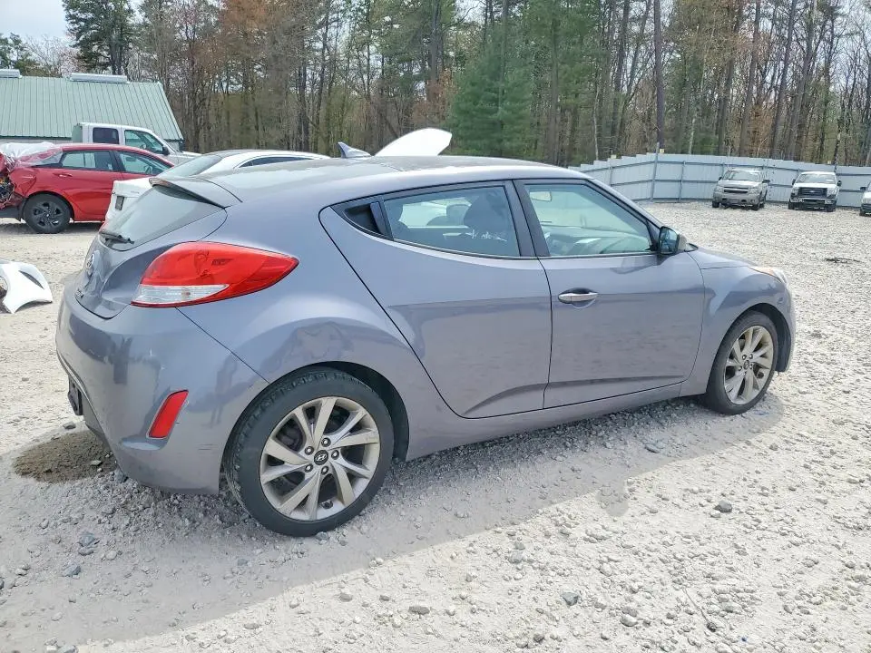 2017 HYUNDAI VELOSTER BASE  