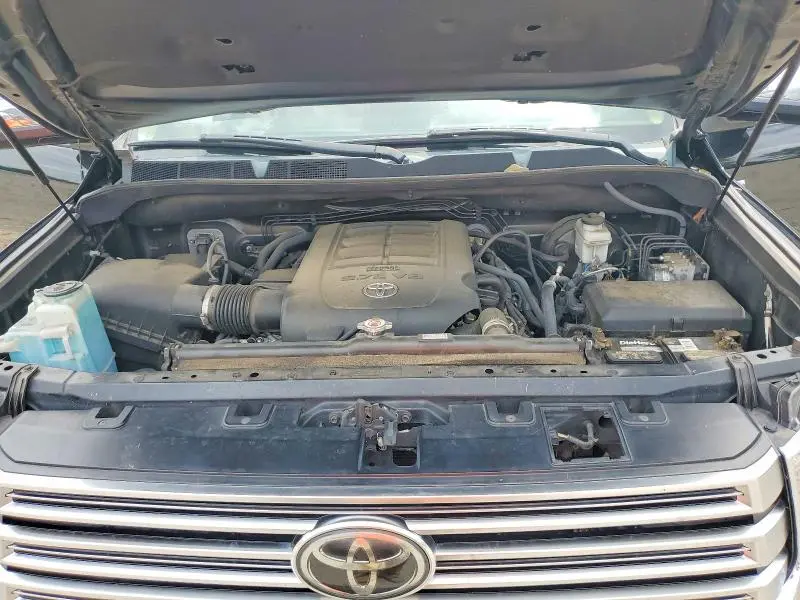 2018 TOYOTA TUNDRA CREWMAX LIMITED  