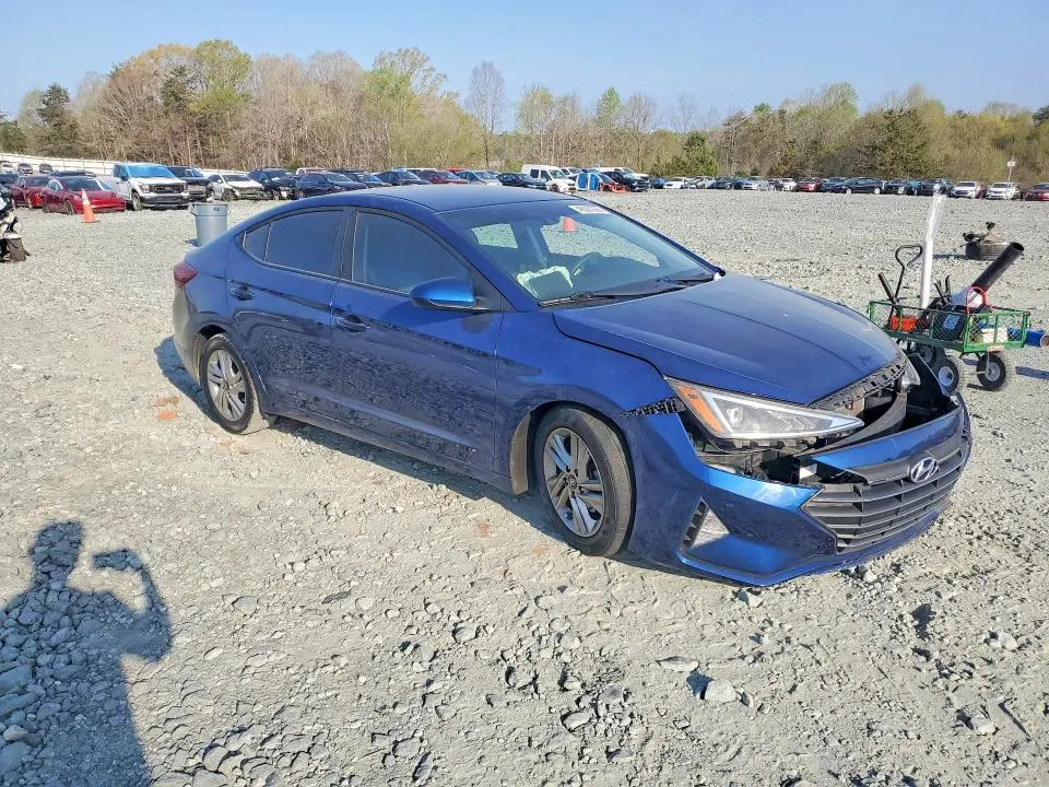 2019 HYUNDAI ELANTRA SEL  