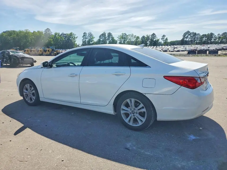 2012 HYUNDAI SONATA GLS  