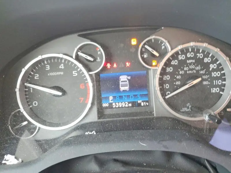 2015 TOYOTA TUNDRA CREWMAX SR5  