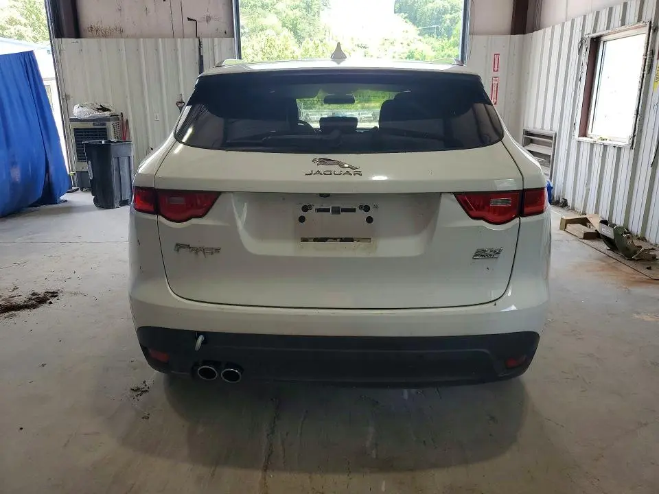 2018 JAGUAR F-PACE R - SPORT  