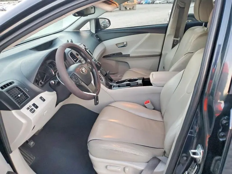 2015 TOYOTA VENZA XLE  