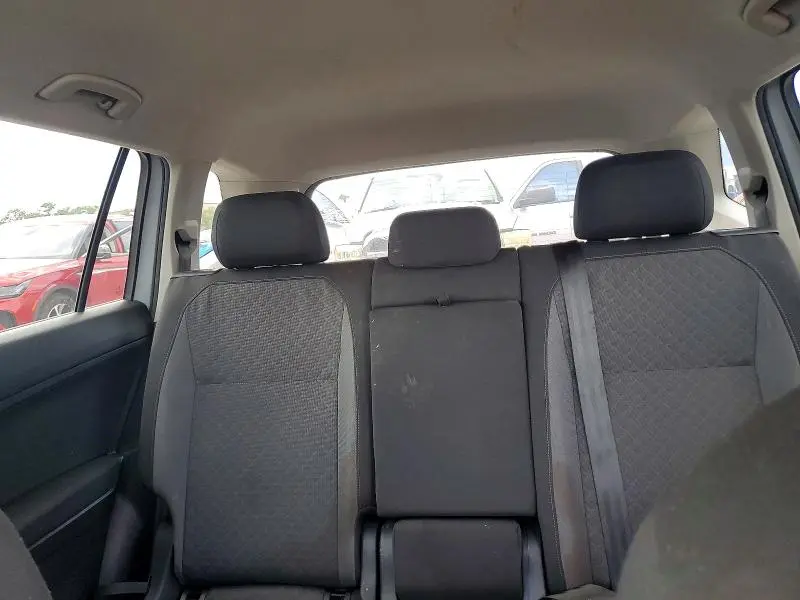2019 VOLKSWAGEN TIGUAN S  