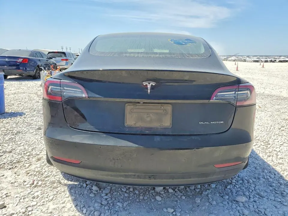 2019 TESLA MODEL 3   