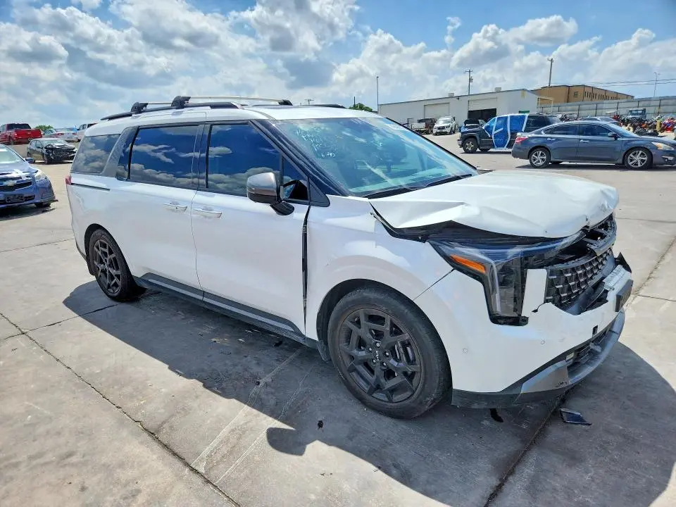 2025 KIA CARNIVAL SX PRESTIGE  