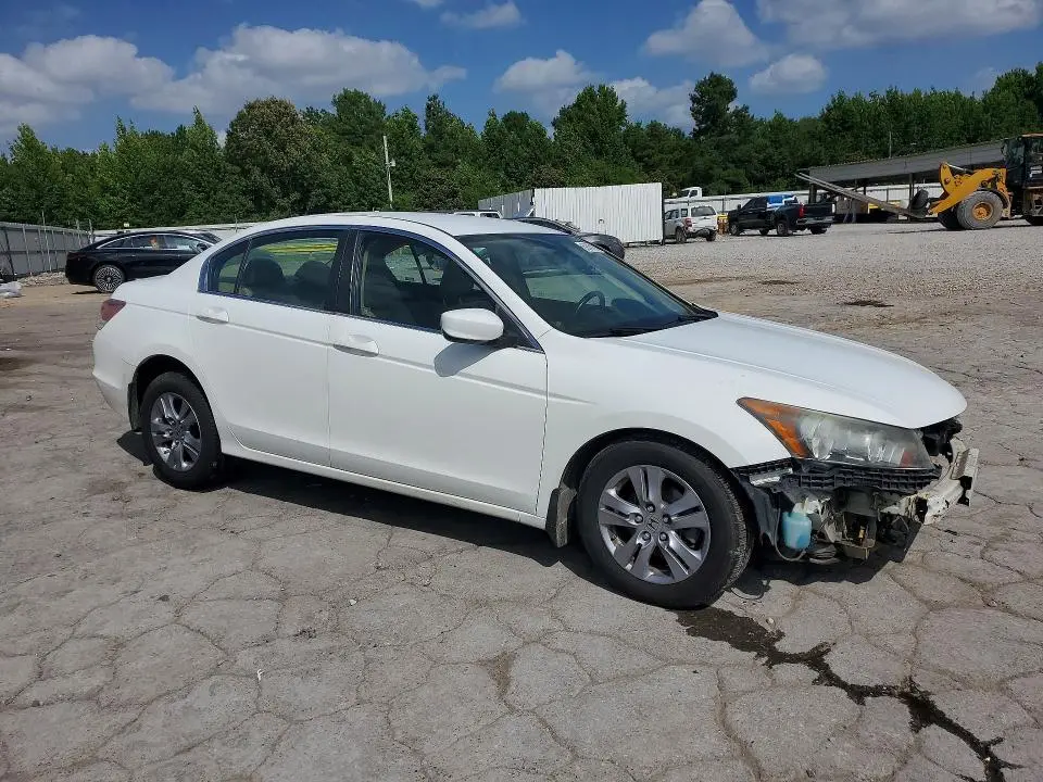 2011 HONDA ACCORD SE  
