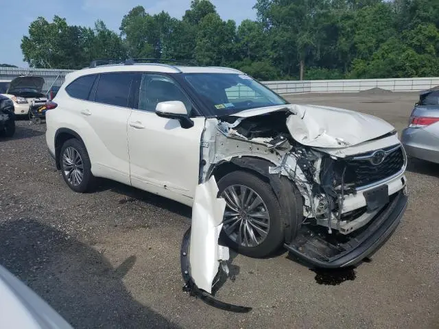 2020 TOYOTA HIGHLANDER PLATINUM  