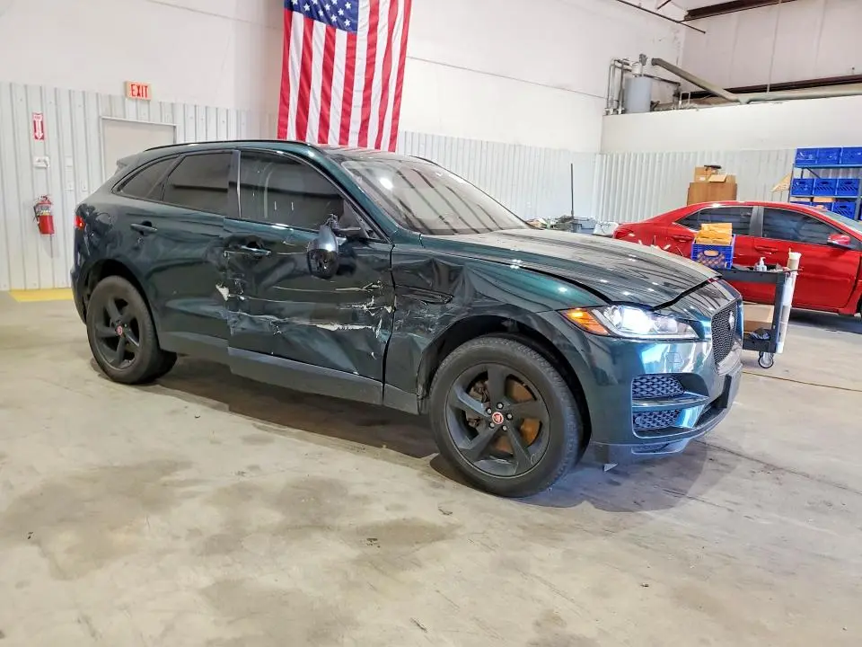 2017 JAGUAR F-PACE PREMIUM  