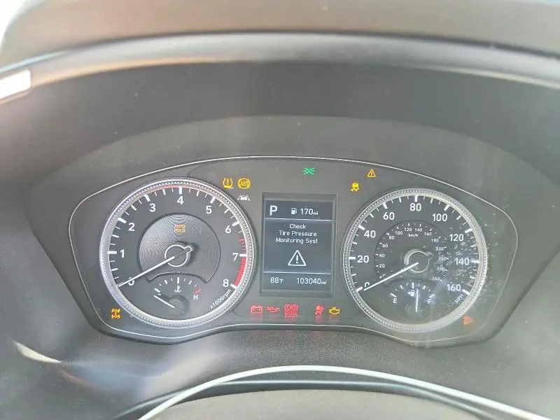 2019 HYUNDAI SANTA FE SE  