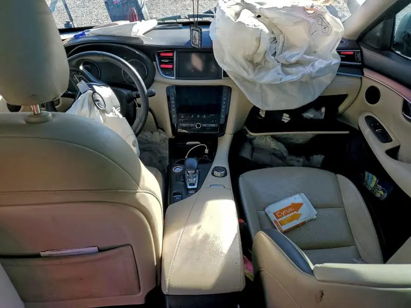 2022 INFINITI QX50 LUXE  