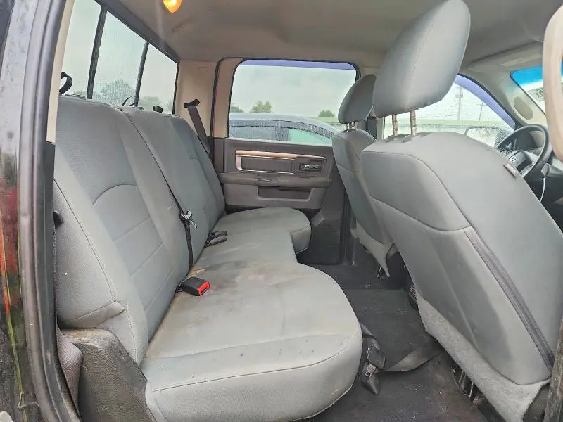 2018 RAM 1500 SLT  