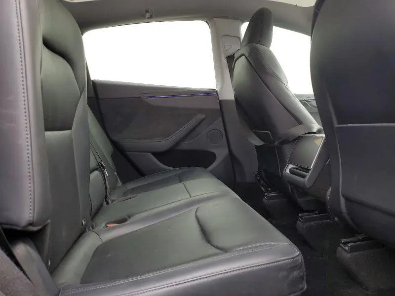 2026 TESLA MODEL Y   