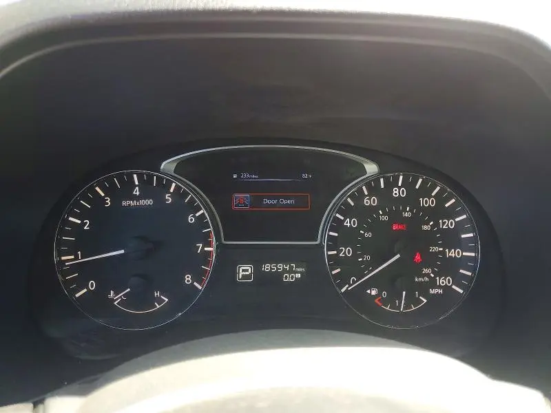 2014 NISSAN PATHFINDER SL  