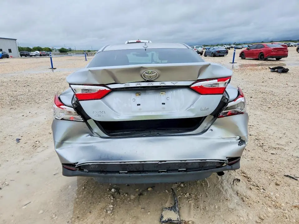 2020 TOYOTA CAMRY LE  
