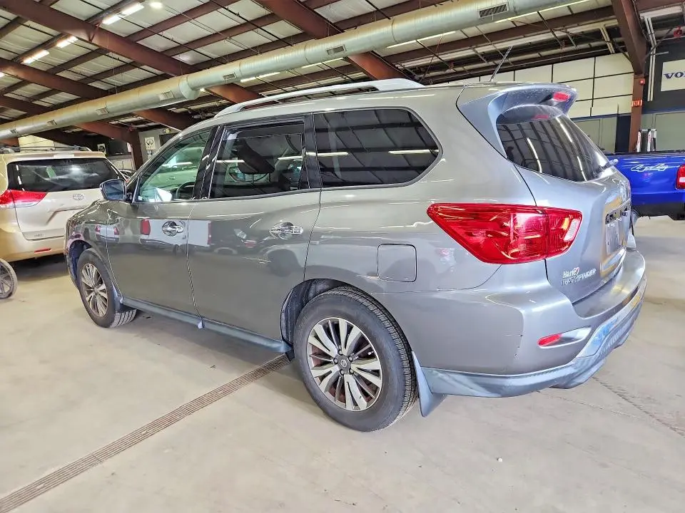 2018 NISSAN PATHFINDER S  