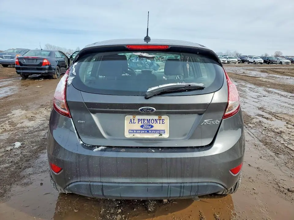 2016 FORD FIESTA SE  