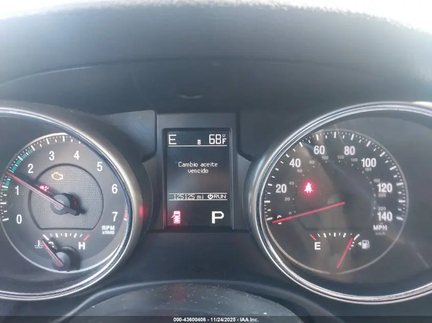 2011 JEEP GRAND CHEROKEE LAREDO