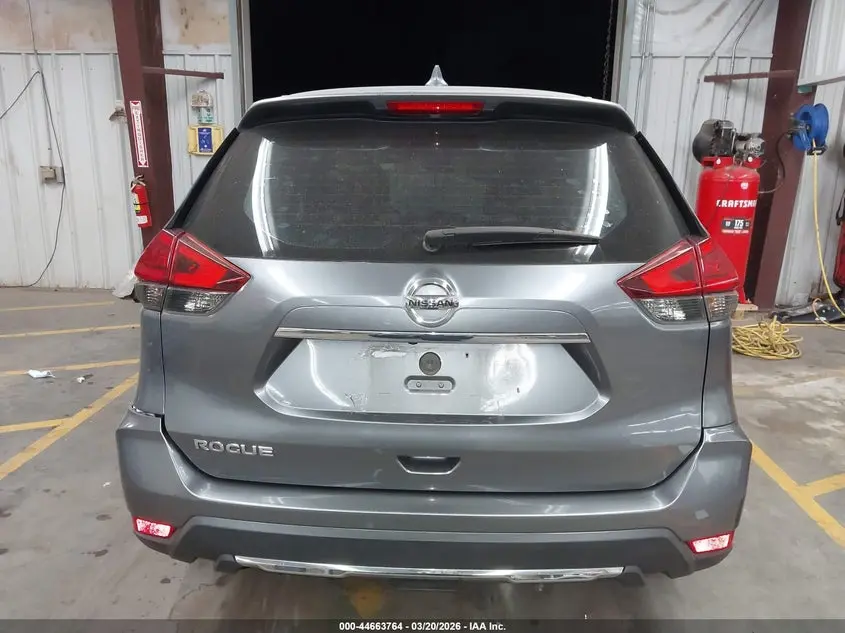 2017 NISSAN ROGUE S