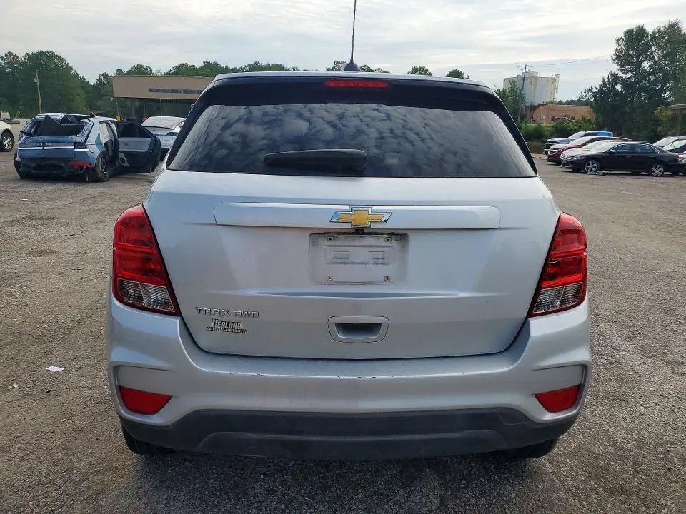 2022 CHEVROLET TRAX LS  