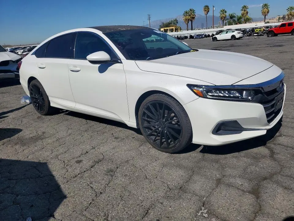 2021 HONDA ACCORD LX  