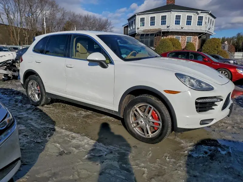 2014 PORSCHE CAYENNE TURBO  