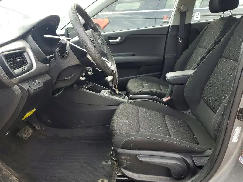 2021 KIA RIO S  