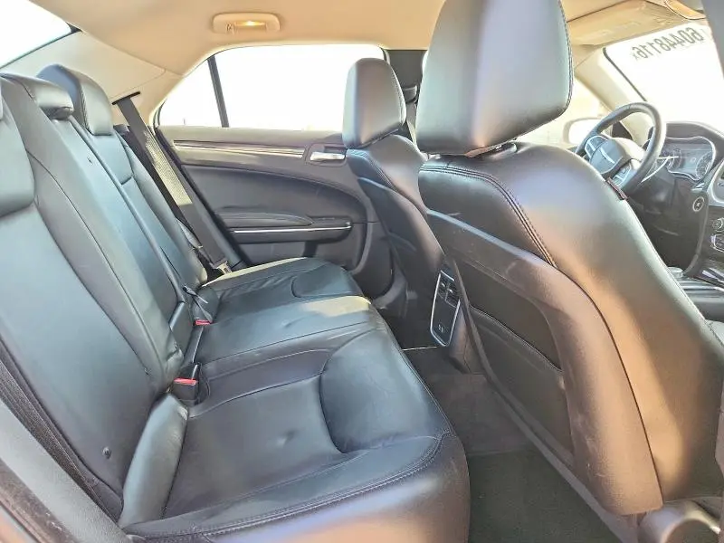 2017 CHRYSLER 300 LIMITED  
