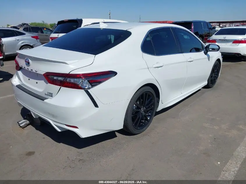2024 TOYOTA CAMRY HYBRID XSE