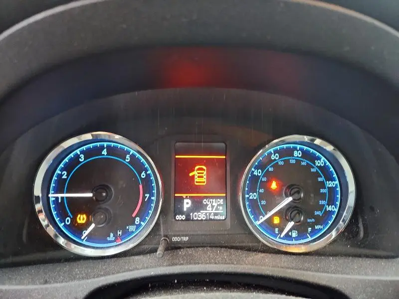2017 TOYOTA COROLLA LE  