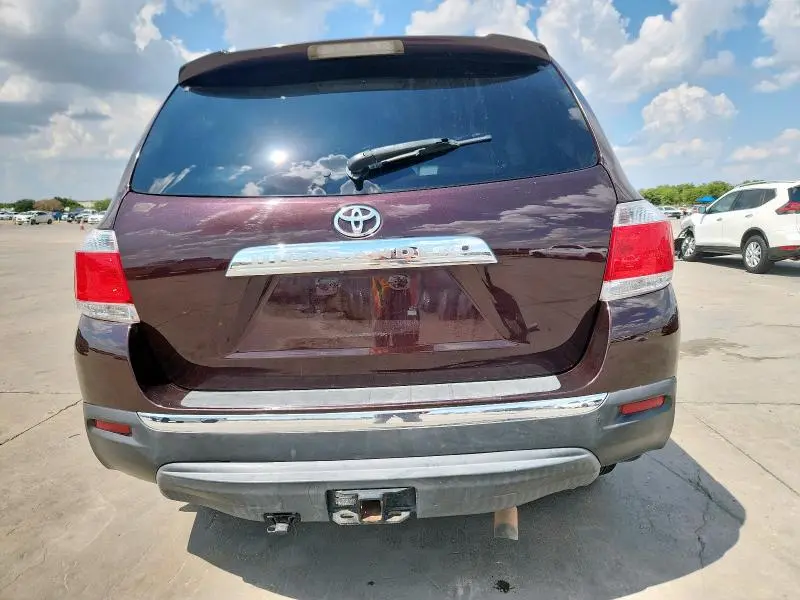 2013 TOYOTA HIGHLANDER BASE  