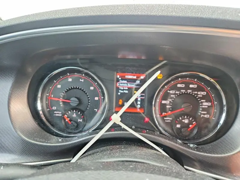 2013 DODGE CHARGER SXT  