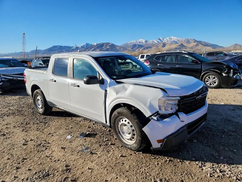 2024 FORD MAVERICK XL  