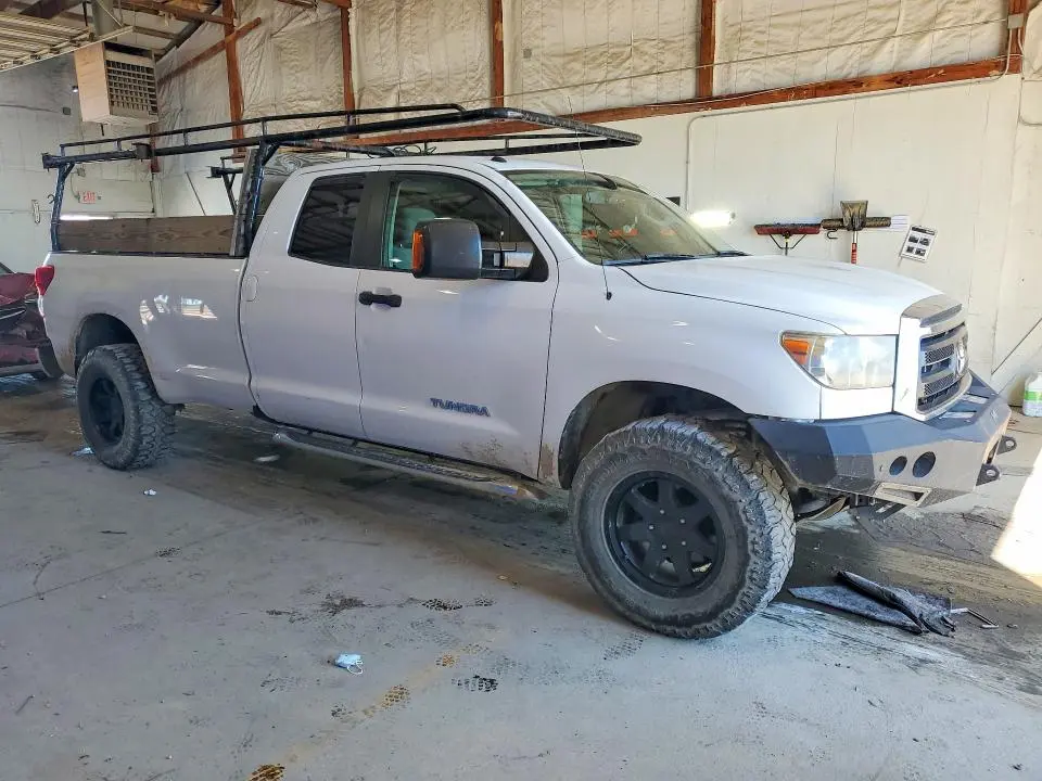 2011 TOYOTA TUNDRA DOUBLE CAB SR5  