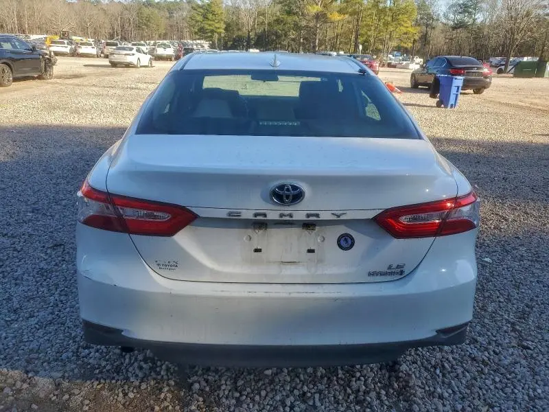 2019 TOYOTA CAMRY LE  