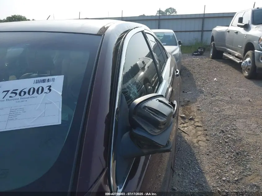 2011 FORD TAURUS LIMITED