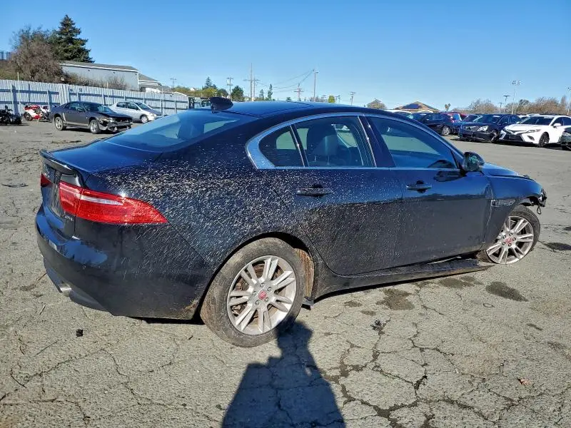 2019 JAGUAR XE PREMIUM  
