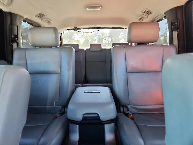 2011 TOYOTA SEQUOIA PLATINUM  