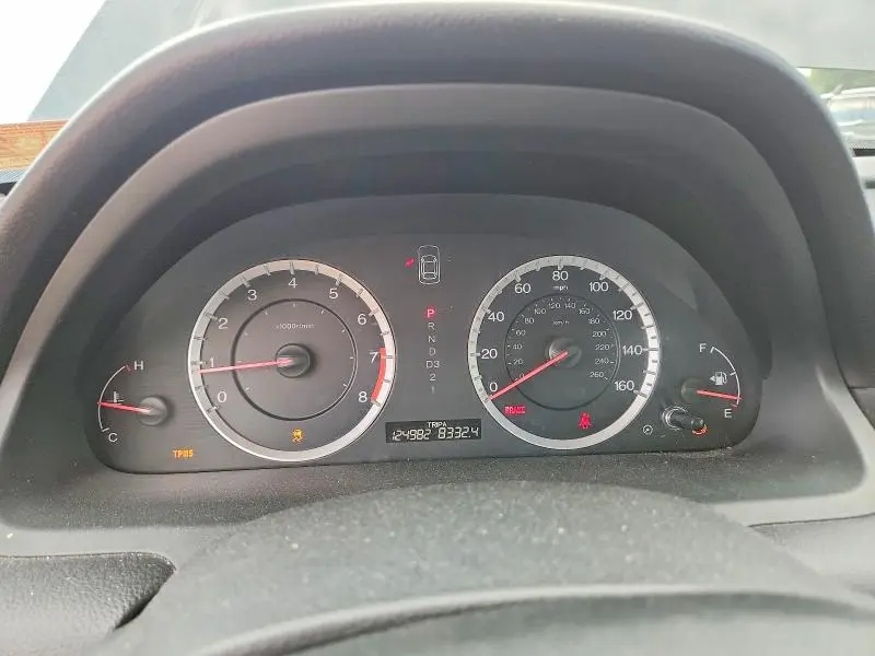 2011 HONDA ACCORD LXP  
