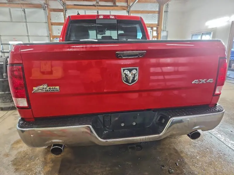2015 RAM 1500 SLT  